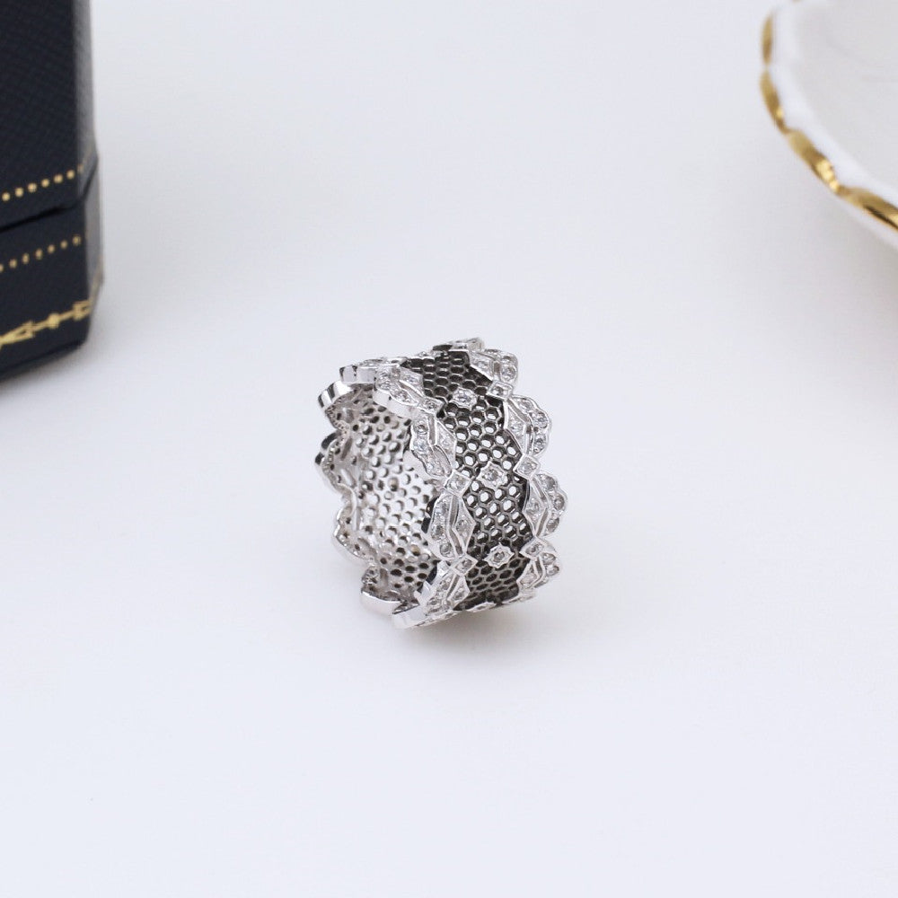 Anillo de Hoja de Ginkgo Chapado en Oro para Mujer